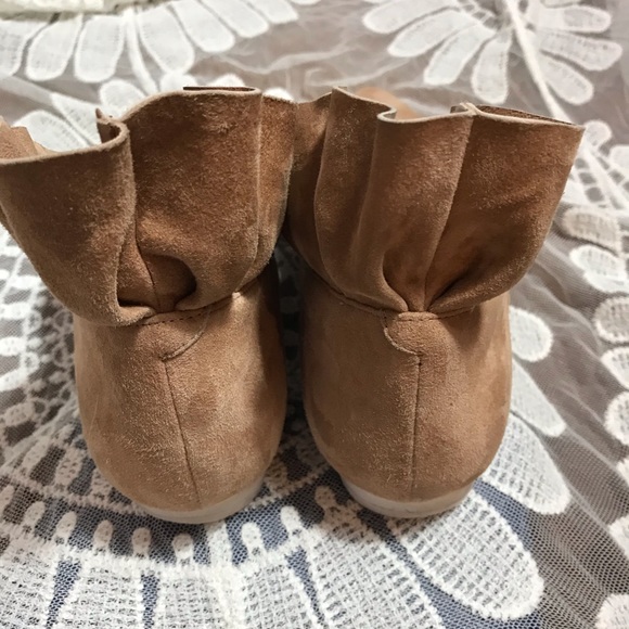 Jeffrey Campbell suede flats ruffle detail - Picture 5 of 7